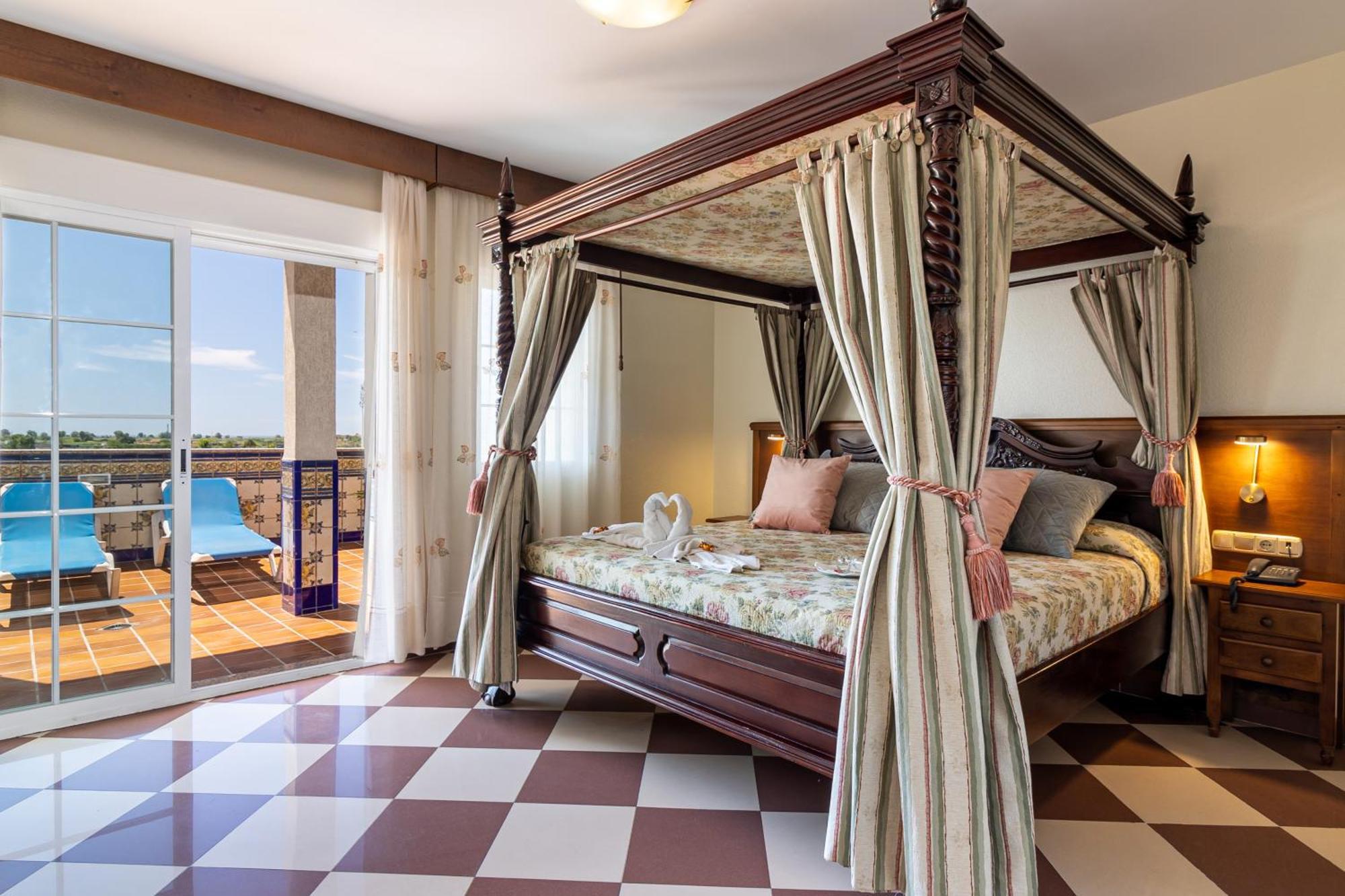 Hotel Avenida Tropical By Bossh! Hotels Salobreña Екстериор снимка