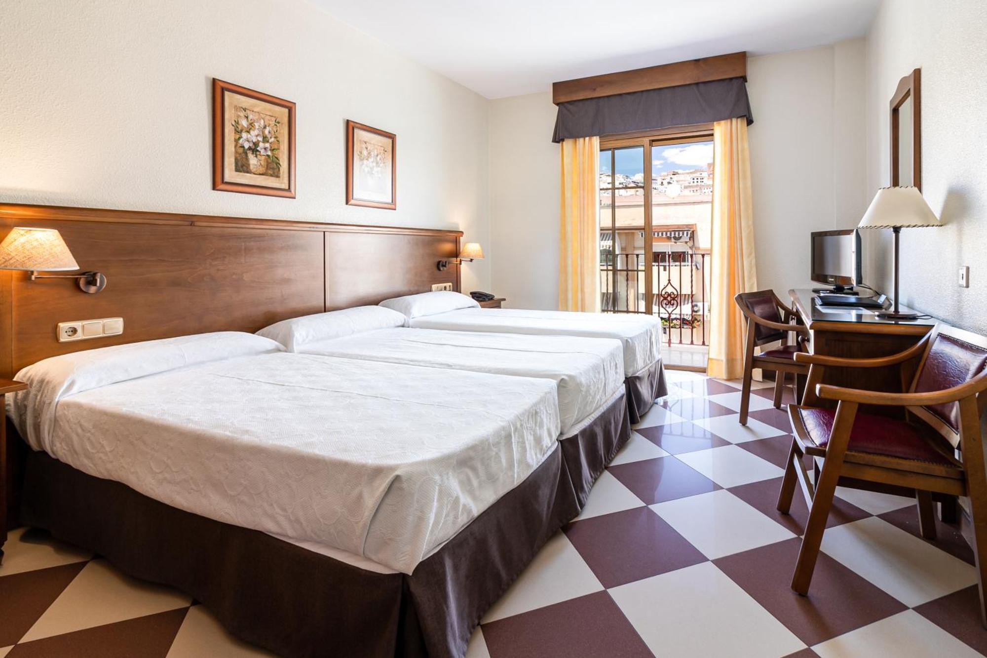 Hotel Avenida Tropical By Bossh! Hotels Salobreña Екстериор снимка