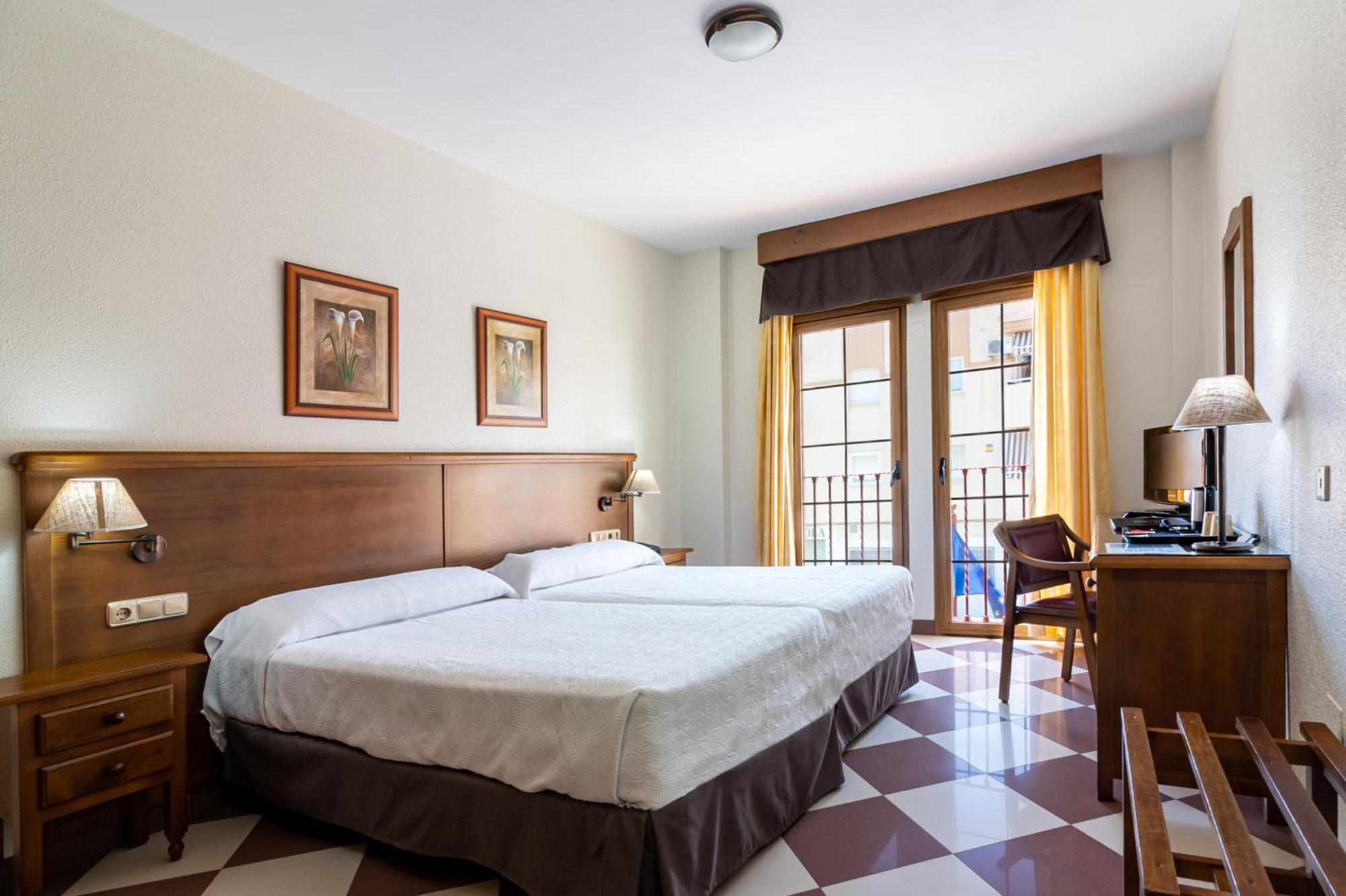 Hotel Avenida Tropical By Bossh! Hotels Salobreña Екстериор снимка