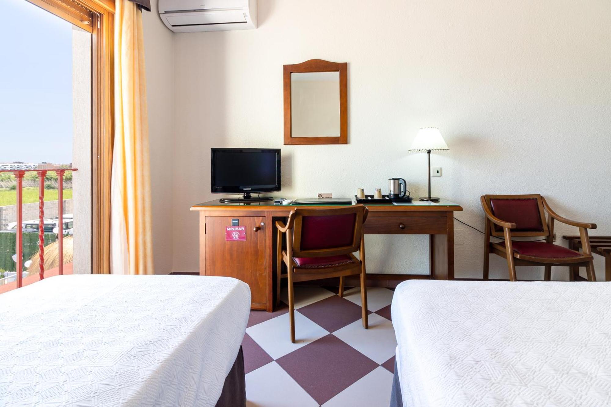 Hotel Avenida Tropical By Bossh! Hotels Salobreña Екстериор снимка